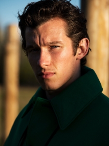 Callum Turner (War and Peace, having cheekbones)